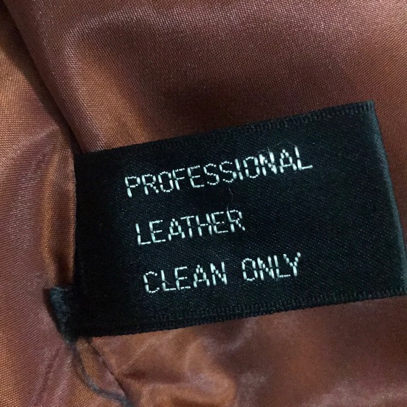 100% Leather Jacket - Picture 5 of 7